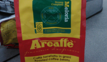 Opakowanie włoskiej kawy Aracffe Meloria