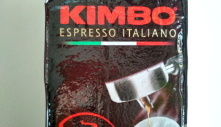 Recenzja włoskiej kawy mielonej Kimbo Napoletano