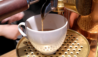 Kawiarnia z duszą &ndash; odwiedzamy cukiernię &bdquo;Dybalski&rdquo; w Łodzi