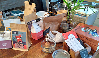 Relaks i dobra kawa? Odwiedzamy &bdquo;Parę Os&oacute;b&rdquo; na warszawskiej Ochocie