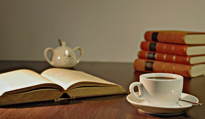Kawa w książce, książka przy kawie – część I