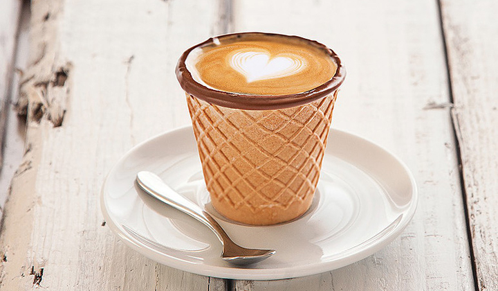 Kawa w waflu
