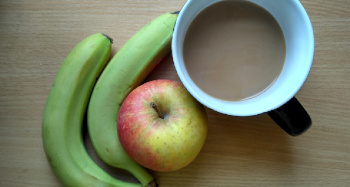 Kawa zawiera wartościowe substancje odżywcze, przeciwdziała chorobom i wzmacnia organizm. 