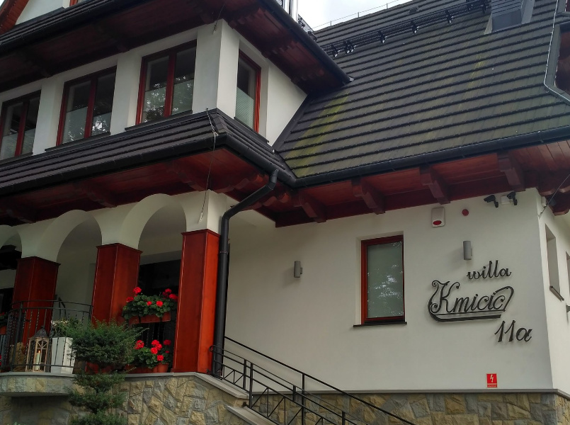 Kawiarnia z widokiem na g&oacute;ry w Zakopanem