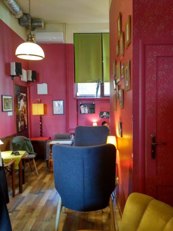 Kolory i winyle &ndash; odwiedzamy Vinyl Cafe we Wrocławiu